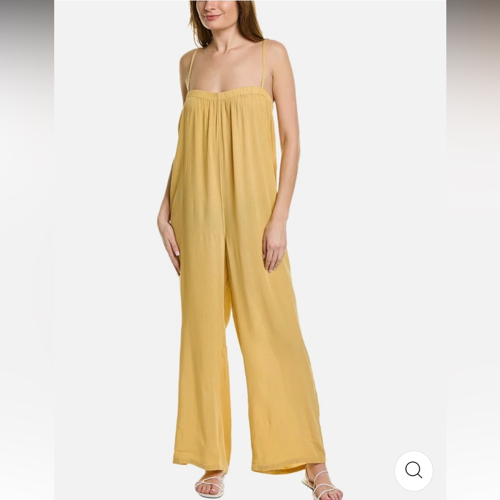 BRAND NEW WITH TAGS- I wish this fit me because it is so cute and comfy